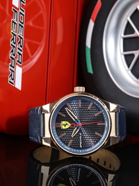 

SCUDERIA FERRARI Men Blue Analogue Watch 830416