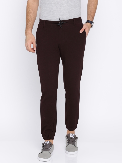 

Solly Sport Men Maroon Custom Regular Fit Self Design Regular Trousers