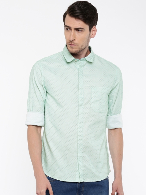 

SCULLERS Men Green & White Slim Fit Self Design Casual Shirt