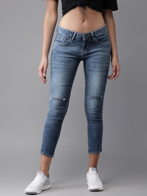 

Moda Rapido Women Blue Tapered Fit Mid-Rise Cropped Slash Knee Stretchable Jeans