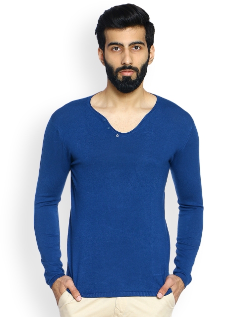

Duke Men Blue Solid V-Neck T-shirt