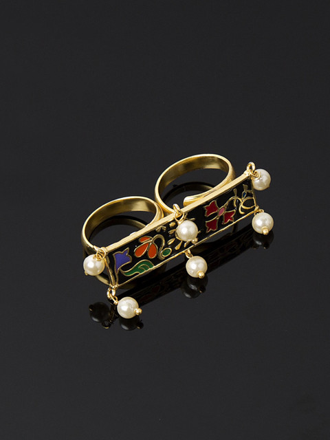 

Studio Voylla Gold-Toned & Black Firdaus Rectangular-Shaped Handcrafted Double Finger Ring