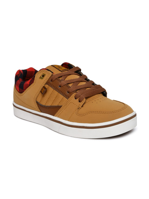 

DC Men Brown COURSE 2 SE Skate Shoes