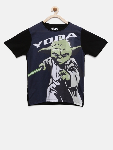 

YK Star Wars Boys Green & Black Printed T-shirt