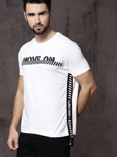 

Roadster Men White Printed Round Neck T-shirt