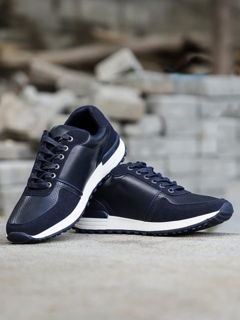 

Roadster Men Navy Blue Sneakers