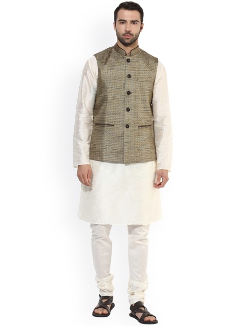 

KISAH Men Off-White & Brown Self Design Kurta with Churidar & Nehru Jacket