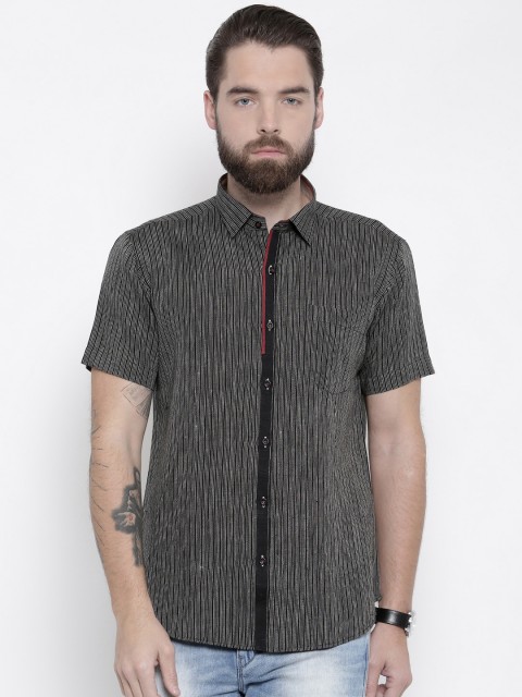 

Louis Park Men Black Linen Tailored Fit Striped Casual Shirt