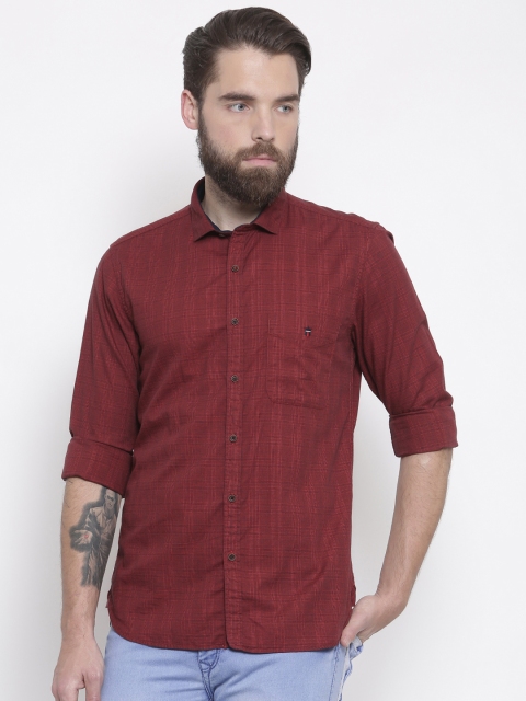 

Louis Philippe Sport Men Red & Black Slim Fit Checked Casual Shirt