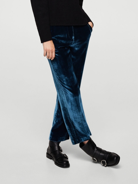 

MANGO Women Navy Regular Fit Solid Velvet Trousers, Navy blue