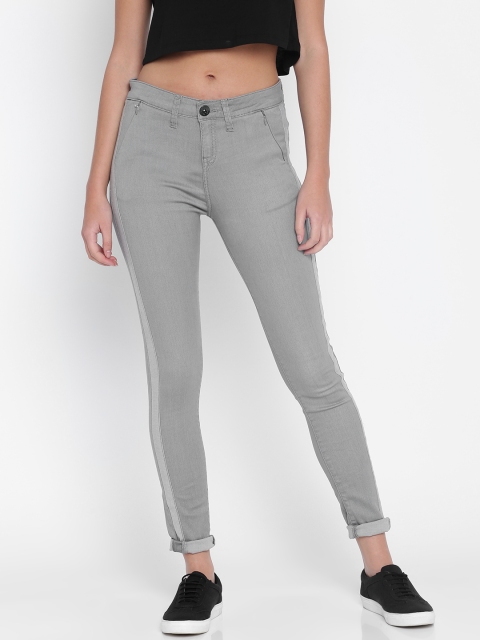 

Pepe Jeans Women Grey Regular Fit Solid Chinos