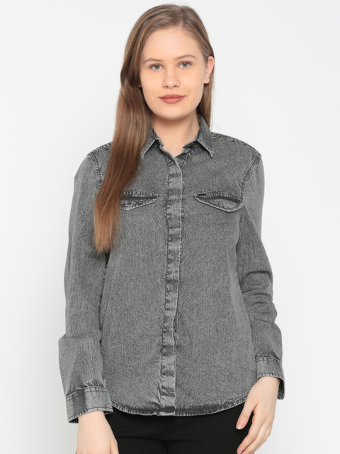 

Pepe Jeans Women Charcoal Grey Regular Fit Faded Casual Shirt