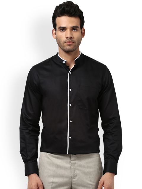 

Raymond Men Black Regular Fit Solid Formal Shirt