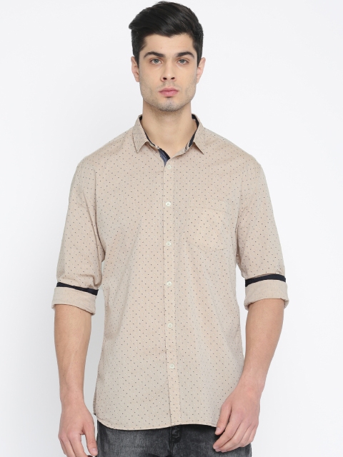 

British Club Men Beige Slim Fit Printed Casual Shirt