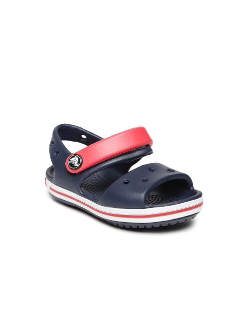 

Crocs Unisex Navy Blue & Red Colourblocked Clogs