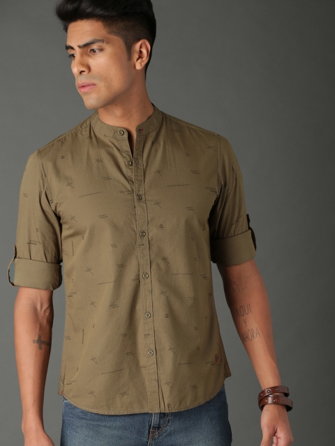 

Roadster Men Olive Green Regular Fit Printed Casual Shirt