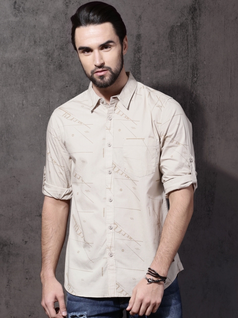 

Roadster Men Beige Regular Fit Printed Casual Shirt
