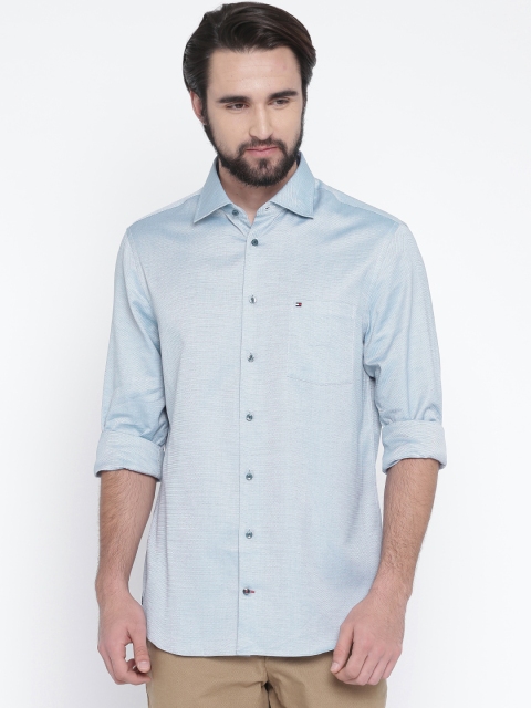 

Tommy Hilfiger Men Blue Fitted Tailored Fit Casual Shirt