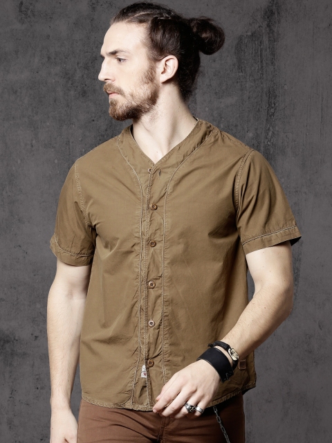 

Roadster Men Olive Brown Regular Fit Solid Casual Shirt