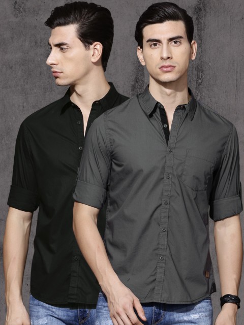 

Roadster Pack of 2 Regular Fit Shirt, Black