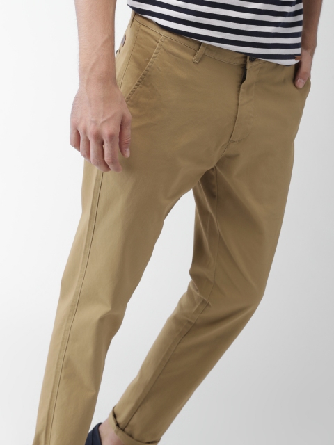 

Mast & Harbour Men Khaki Skinny Fit Solid Chinos