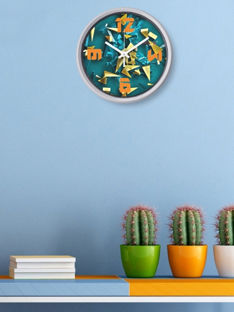

RANDOM Green Round Printed Analogue Wall Clock