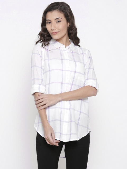 

People Women Off-White & Purple Regular Fit Checked Casual Shirt