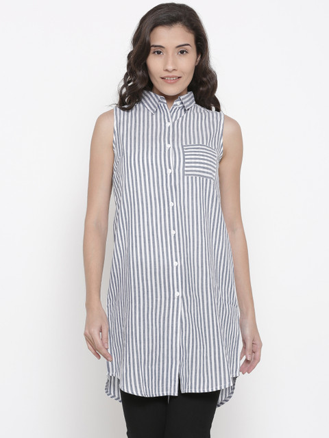 

People Women White & Blue Regular Fit Striped Casual Shirt
