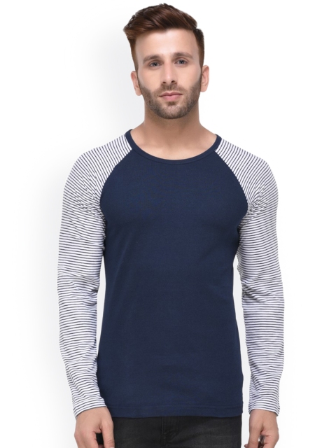 

Rigo Men Navy Blue Striped Round Neck T-shirt