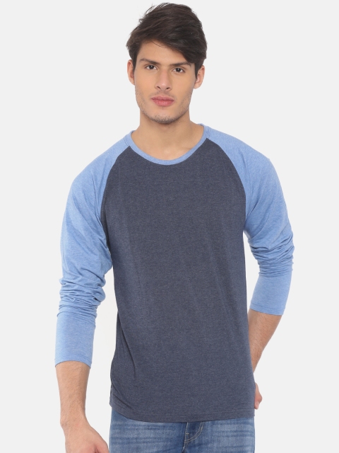 

American Crew Men Navy Blue Colourblocked Round Neck T-shirt