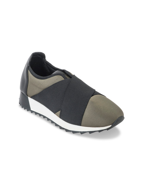 

Truffle Collection Women Grey & Black Colourblocked Slip-On Sneakers