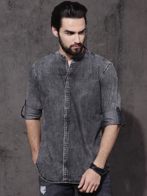 

Roadster Men Grey Regular Fit Faded Casual Denim Shirt