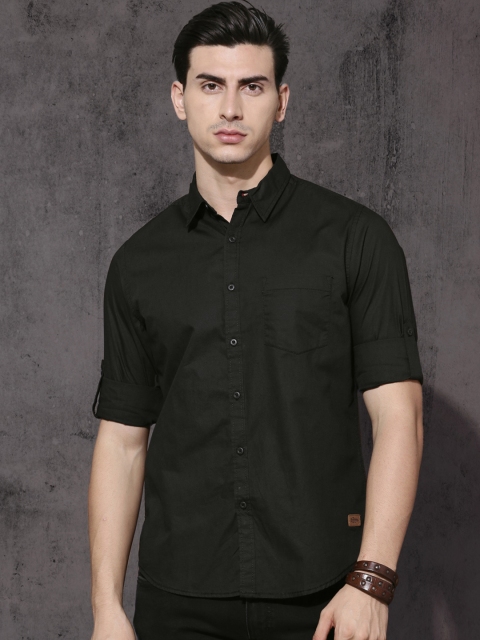 

Roadster Men Black Regular Fit Slub Casual Shirt