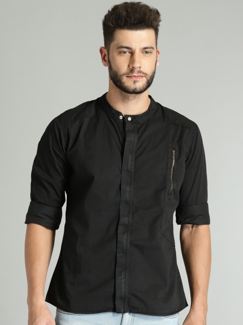 

Roadster Men Black Regular Fit Solid Casual Shirt