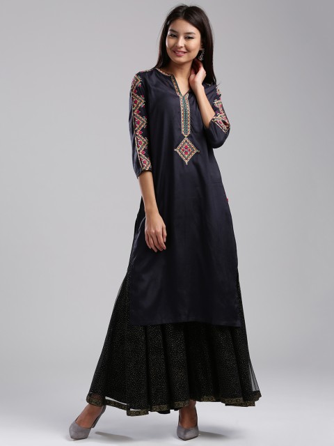 

W Women Navy Solid Straight Kurta, Navy blue
