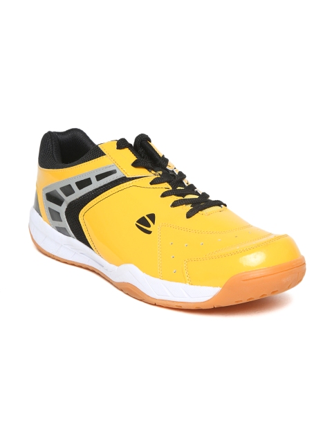 

Duke Men Yellow Running Shoes