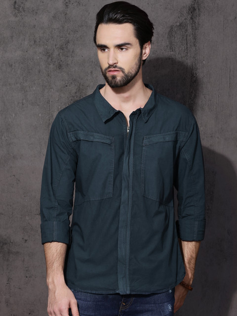 

Roadster Time Travlr Men Blue Regular Fit Solid Utility Casual Shirt
