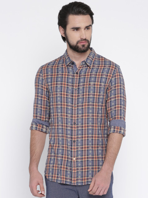 

Tommy Hilfiger Men Blue & Orange Standard Regular Fit Checked Casual Shirt