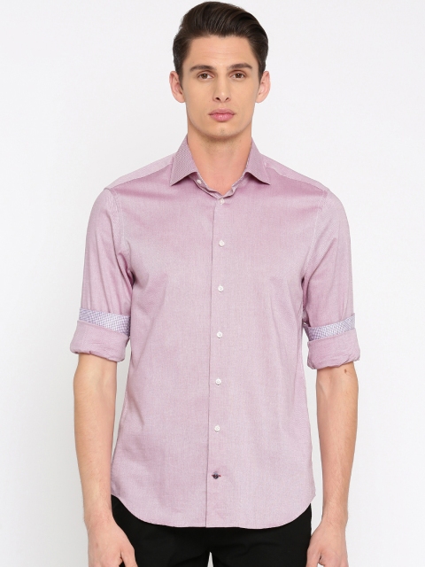 

Tommy Hilfiger Men Pink Snug Tailored Fit Solid Casual Shirt