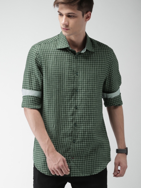 

Tommy Hilfiger Men Green & Off-White Slim Fit Checked Casual Shirt