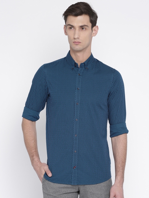 

Tommy Hilfiger Men Blue Standard Slim Fit Printed Casual Shirt