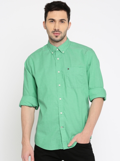 

Tommy Hilfiger Men Green Classic Regular Fit Printed Casual Shirt