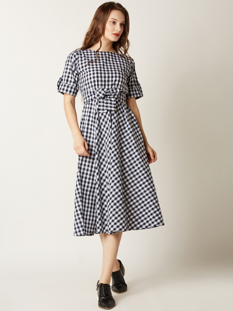 

Miss Chase Women Navy Blue Checked Fit and Flare Dress