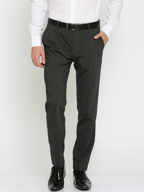 

Tommy Hilfiger Men Black & Grey Urban Slim Fit Regular Trousers