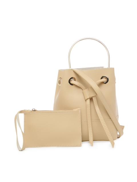 

Alvaro Castagnino Cream-Coloured Solid Sling Bag with a Pouch