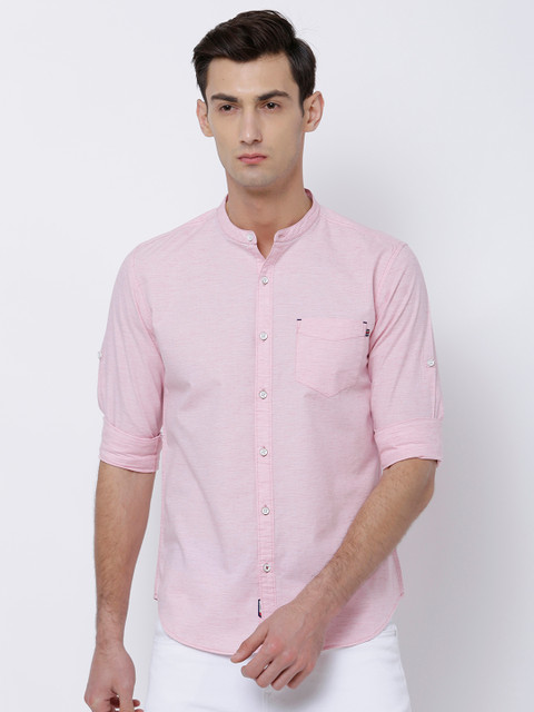 

LOCOMOTIVE Men Pink Slim Fit Solid Casual Shirt