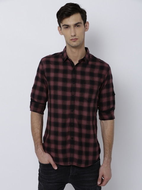 

LOCOMOTIVE Men Rust & Black Slim Fit Checked Casual Shirt