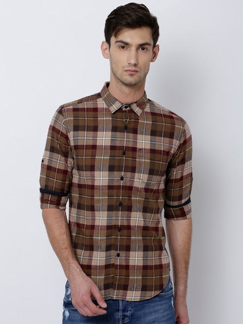 

LOCOMOTIVE Men Beige Slim Fit Checked Casual Shirt