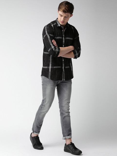 

Mast & Harbour Men Black Slim Fit Checked Casual Shirt