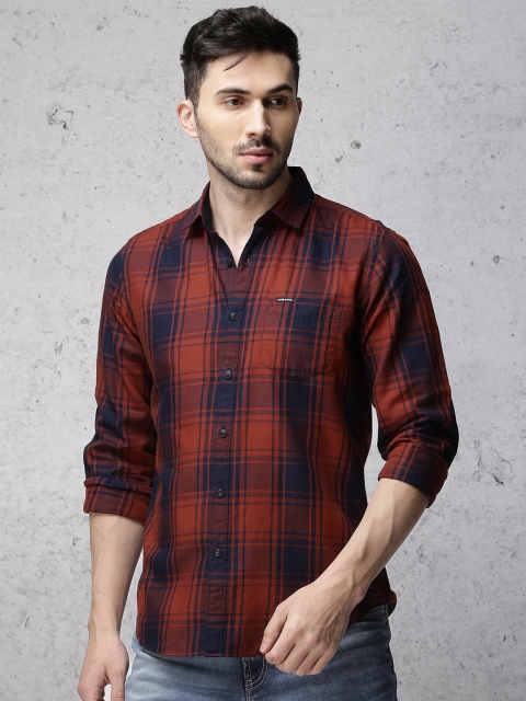 

Ecko Unltd Men Navy Blue & Brown Slim Fit Checked Casual Shirt